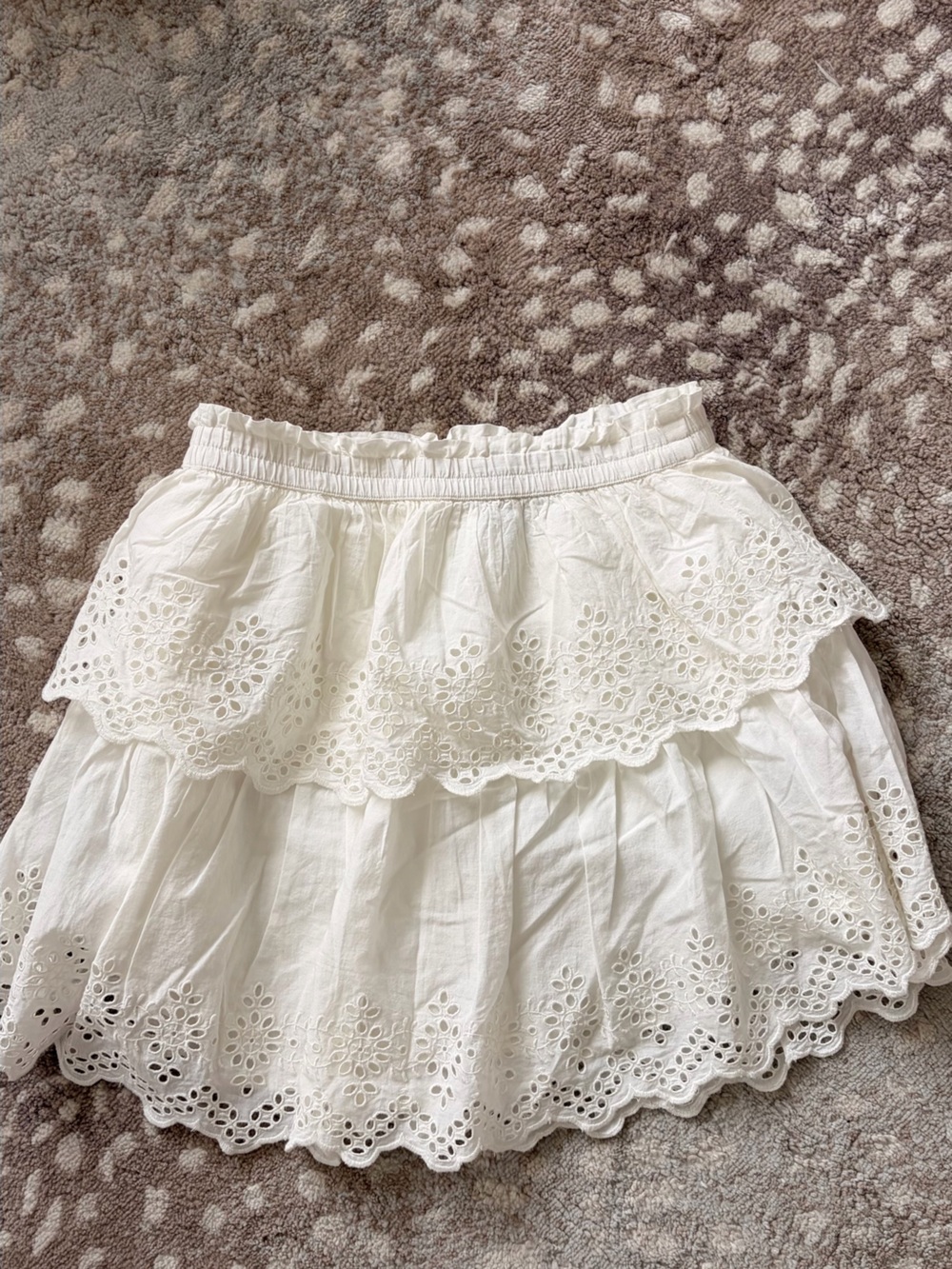 GAP White Ruffled tiered Waist Skirt eyelet small